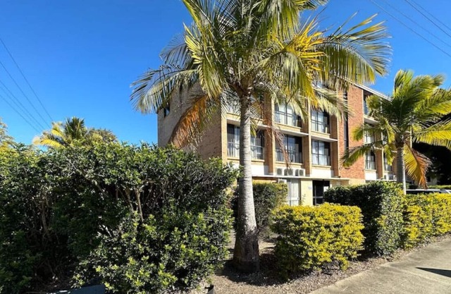 Central Ground Floor Apartment