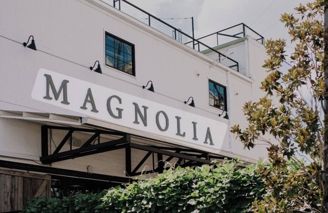 Central! Minutes to Magnolia, Baylor University, Cameron Park Zoo and more.