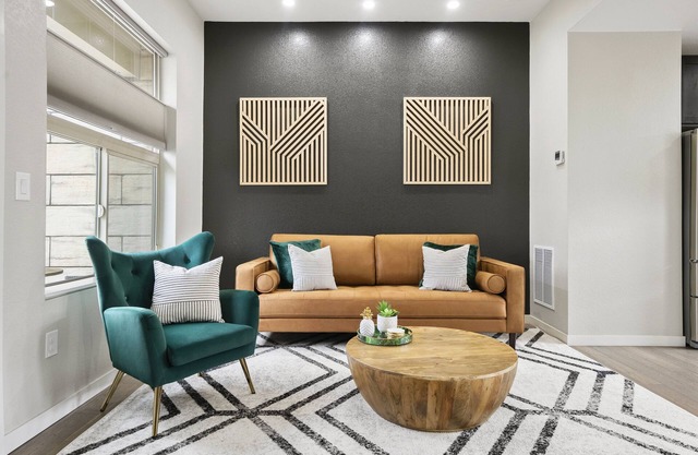 Central Park 2BR–Minutes to DIA & RTD-Summer Open
