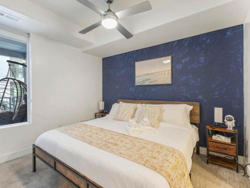 Central SLC Apartment King Bed Gym Smart TV