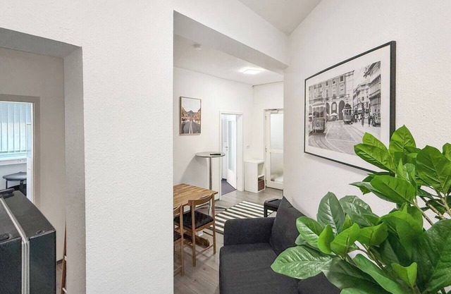 Central Stuttgart 3BR – 12 Pax