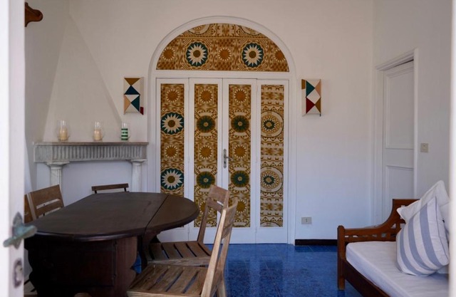 Central Two bedrooms Capri style