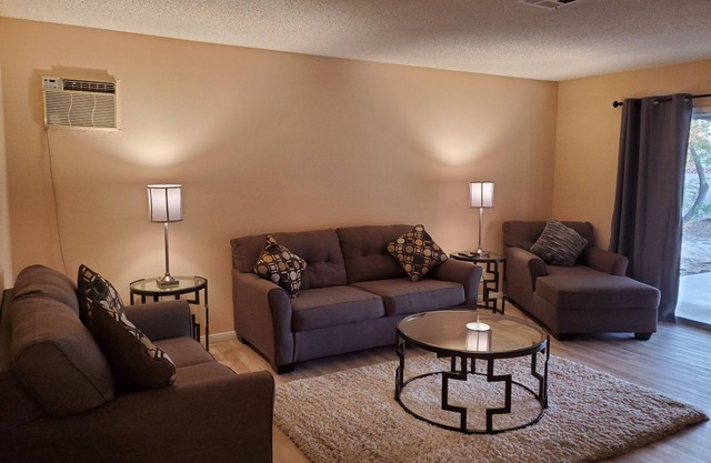 Centralized Private Lancaster Corner Home