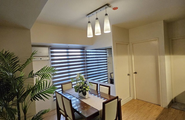 Centrally located, accesible, modern