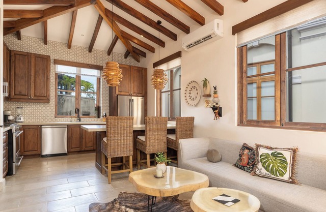 Centrally Located Fully Equipped Apartment at Las Catalinas