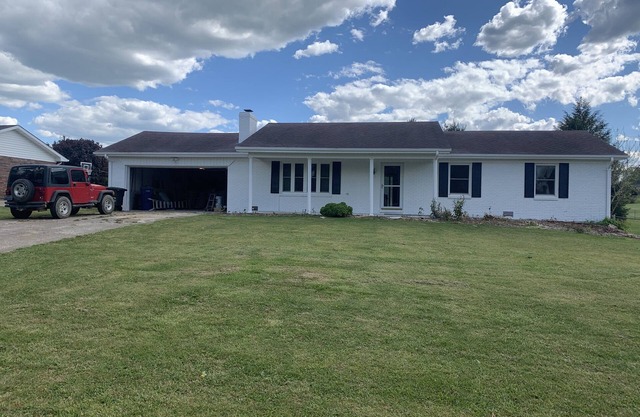 Centrally located house at Pond Meadow Place