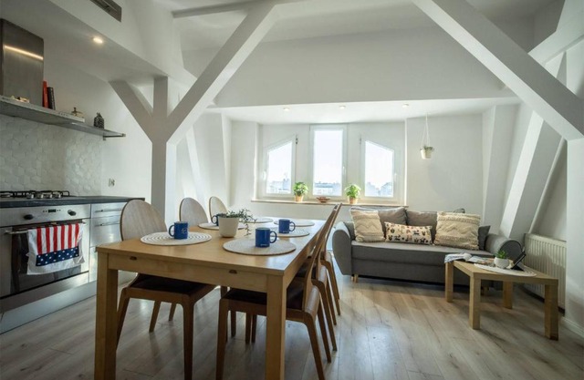 Centric Rooftop 4 bedroom apartment
