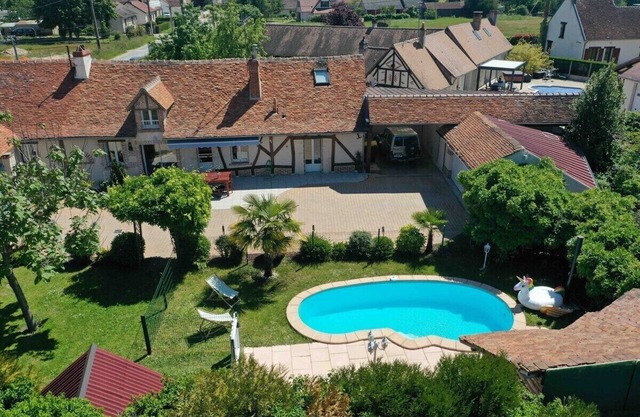 Châteaux & Beauval: The Villa Eribelle