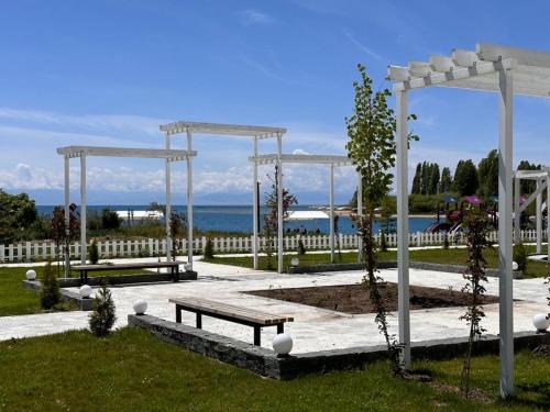 Chaika Resort Apartments Сары-Ой
