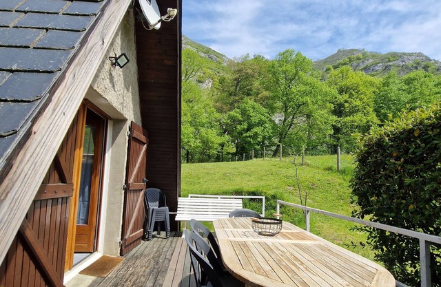Chalet à la Montagne , Terrasse et Jardin