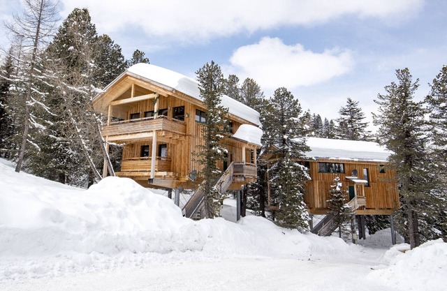 Chalet #21 with IR-sauna and indoor whirlpool