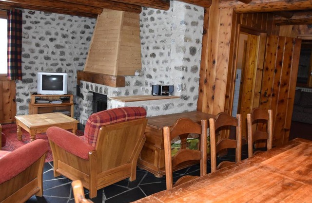 Chalet 5 Pièces à Pralognan-la-Vanoise, 150m², 8 Pers, Proche Commerces et Téléphérique - FR-1-464-48