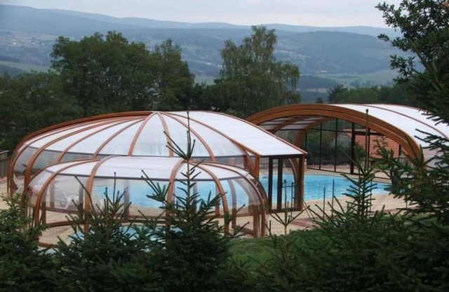 Chalet '6 Personnes Genet Semaine' with Mountain View, Shared Pool and Wi-Fi