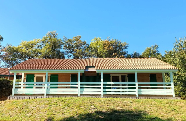 Chalet "Aster Semaine" with Mountain View, Shared Pool & Wi-Fi
