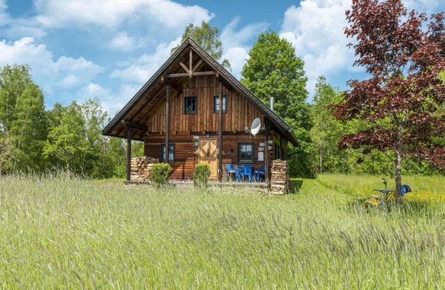 Chalet Schwarzenberg near Ski Lift & Stream