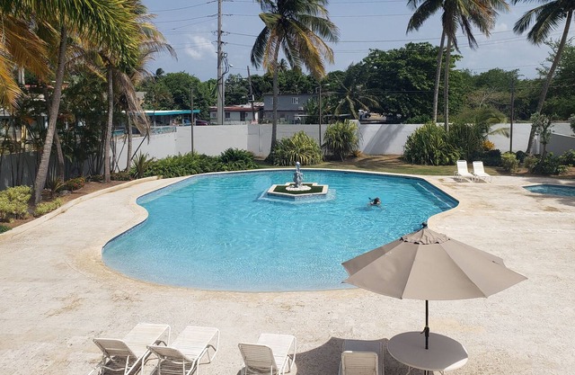 Chalet Beach penthouse 3BR, Wi-Fi & near the beach