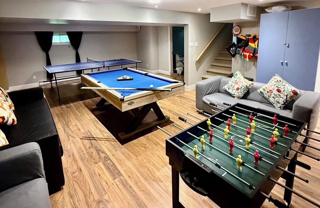 Chalet-Belle Auberge: Spa+Accès au Lac-Supérieur+9 kayaks+1 paddle-board