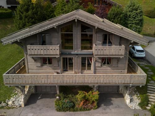 Chalet confortable face aux pistes – 13 couchages, garage, ski room, proche Combloux et Megève - FR-1-560-36