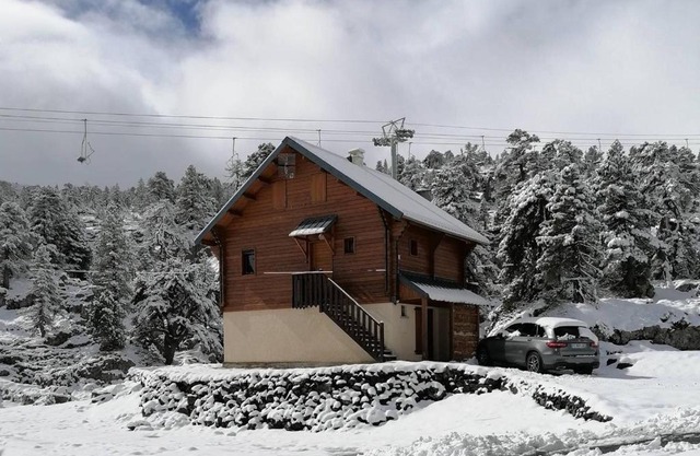 Chalet cosy 6/8 pers. près des pistes avec équipements complets et parking gratuit - FR-1-602-92