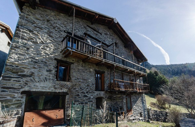 Chalet 'Grand Vanoise - 12 Pers' with Private Terrace, Balcony and Wi-Fi
