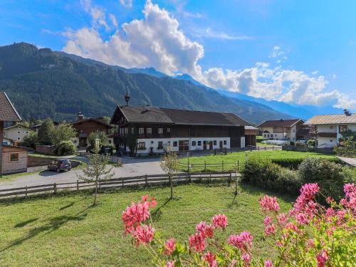Chalet in Bramberg near Ski Slopes, cleaning included