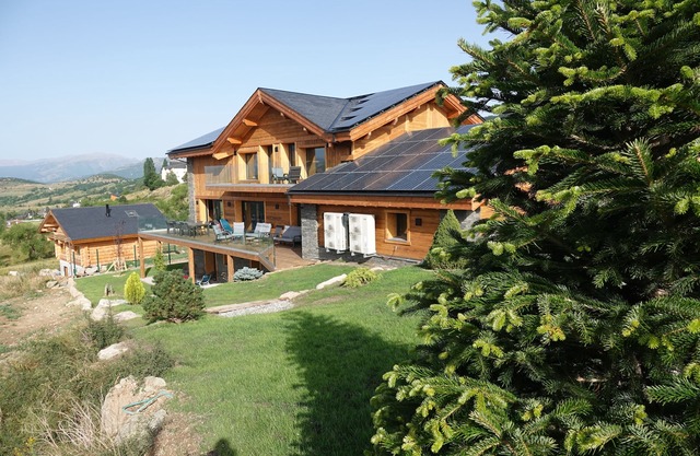 CHALET L'ECRIN classified 5* 500 m² with 130 m2 of WELLNESS SPA FITNESS CINEMA
