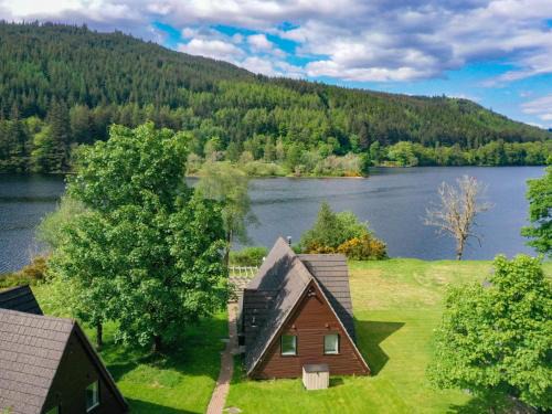 Chalet Lodge 4 by Interhome