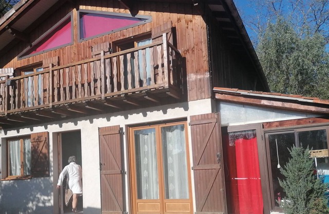 CHALET RENARDIERE DE BRUSQUETE