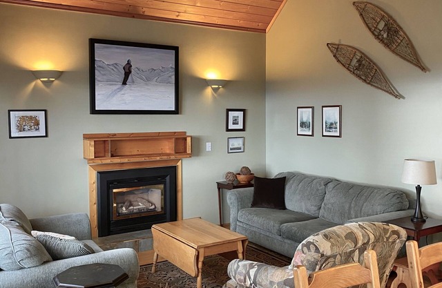 Chalet Snowdrop (Ski in/out chalet with a view)