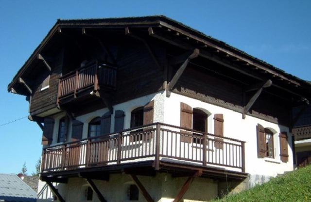 Chalet spacieux pour 10 pers. avec garage, proche pistes - FR-1-733-7