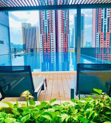 Chamber Luxurious Vacation Suites