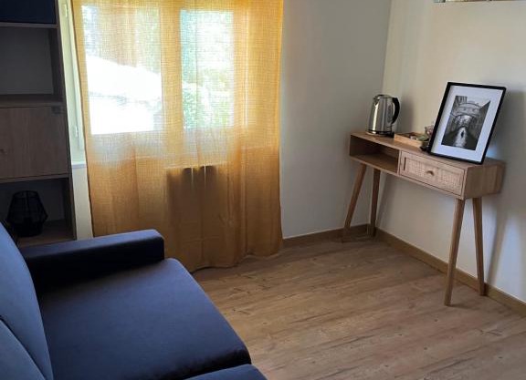 Chambre 7 kitchenette Les gites de la Gare