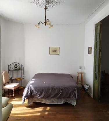 Chambre dans une maison bourgeoise 3