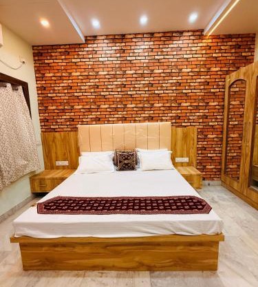 Chandra Homes