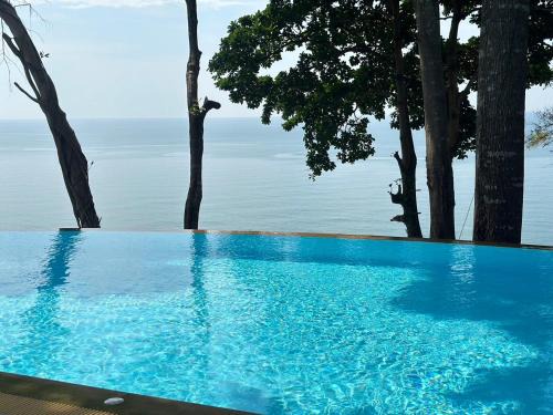 Chang Cliff Resort