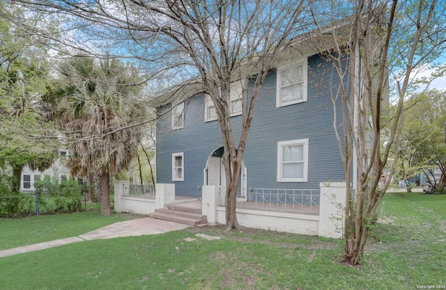 Charm of Tobin Hill in San Antonio