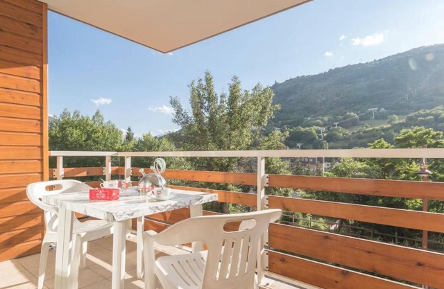 Charmant 2 pièces avec balcon proche télécabine à Briançon - FR-1-330C-35