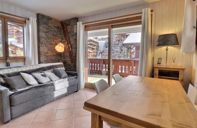 Charmant 2 Pièces Cabine aux Allues - Résidence Calme avec Wifi - Proche Pistes et Commerces - FR-1-182-251