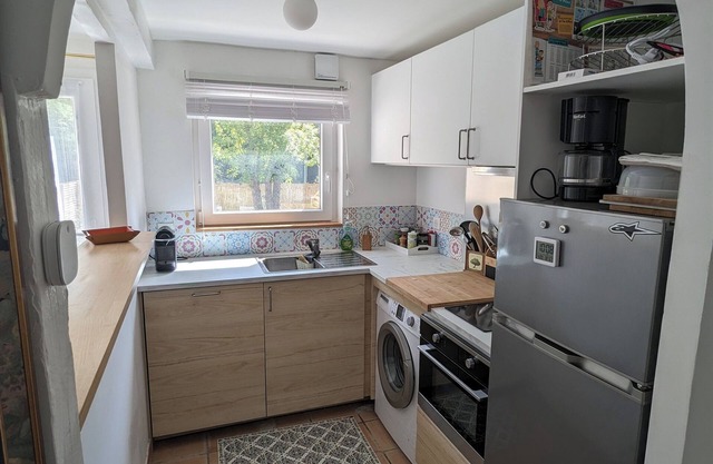 Charmant Appartement Avec Jardin au Calme
