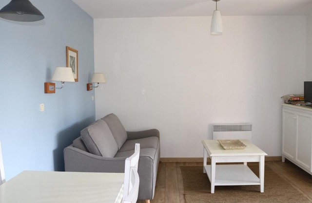 Charmant apt à Parentis avec piscine, 4 pers, près du lac, ménage inclus - FR-1-319-444