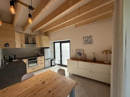 Charmante maison rénovée avec terrasse et jardin