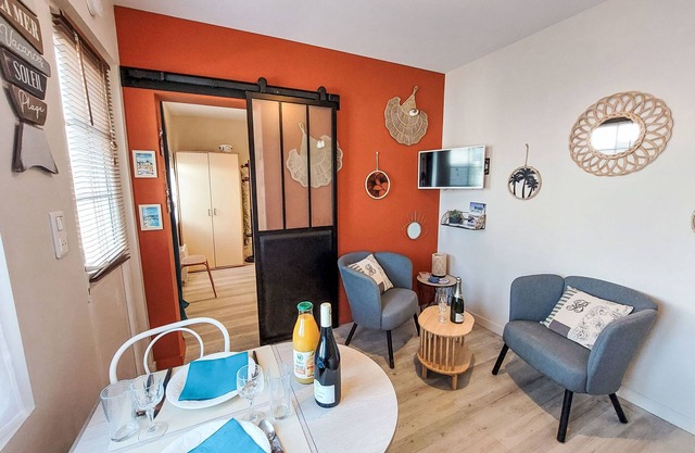 Charme du Pouliguen by Interhome