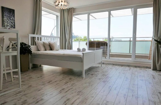 Charmful new flat with Hill view