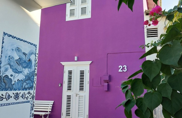 Charming 1-bedroom apartment in the artistic city centre of Willemstad