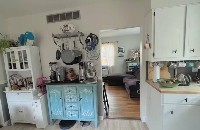 Charming 1-bedroom cottage in beautiful Boise near foothills and downtown!