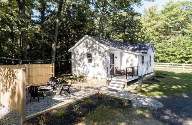 Charming 1-bedroom house with AC and WiFi in Pleasant Pownal