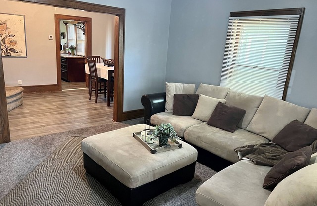Charming 1920s, pet friendly home, centrally located!