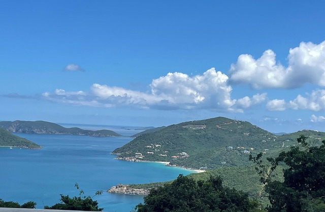 Charming 2-bedroom apartment in lovely Tortola with AC