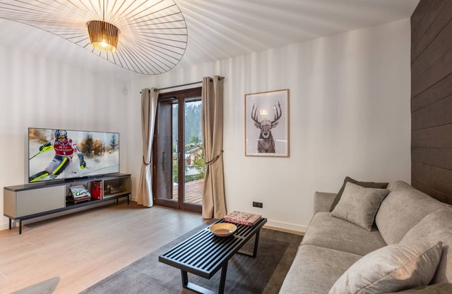 Charming 2-Bedroom Apartment Near Ski Lifts in Megève