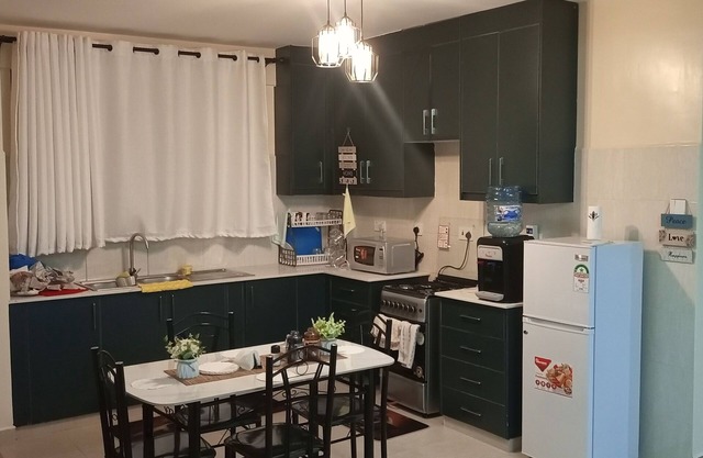 Charming 2-bedroom apartment in beautiful Nakuru with WiFi, 24hr security.nn